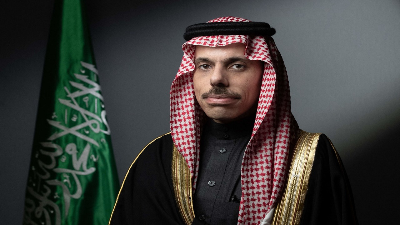 وزير الخارجية ونظيره الإيراني يستعرضان هاتفيًا مستجدات الأوضاع الإقليمية