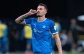 سافيتش يحصد جائزة أفضل لاعب في مباراة الهلال والغرافة
