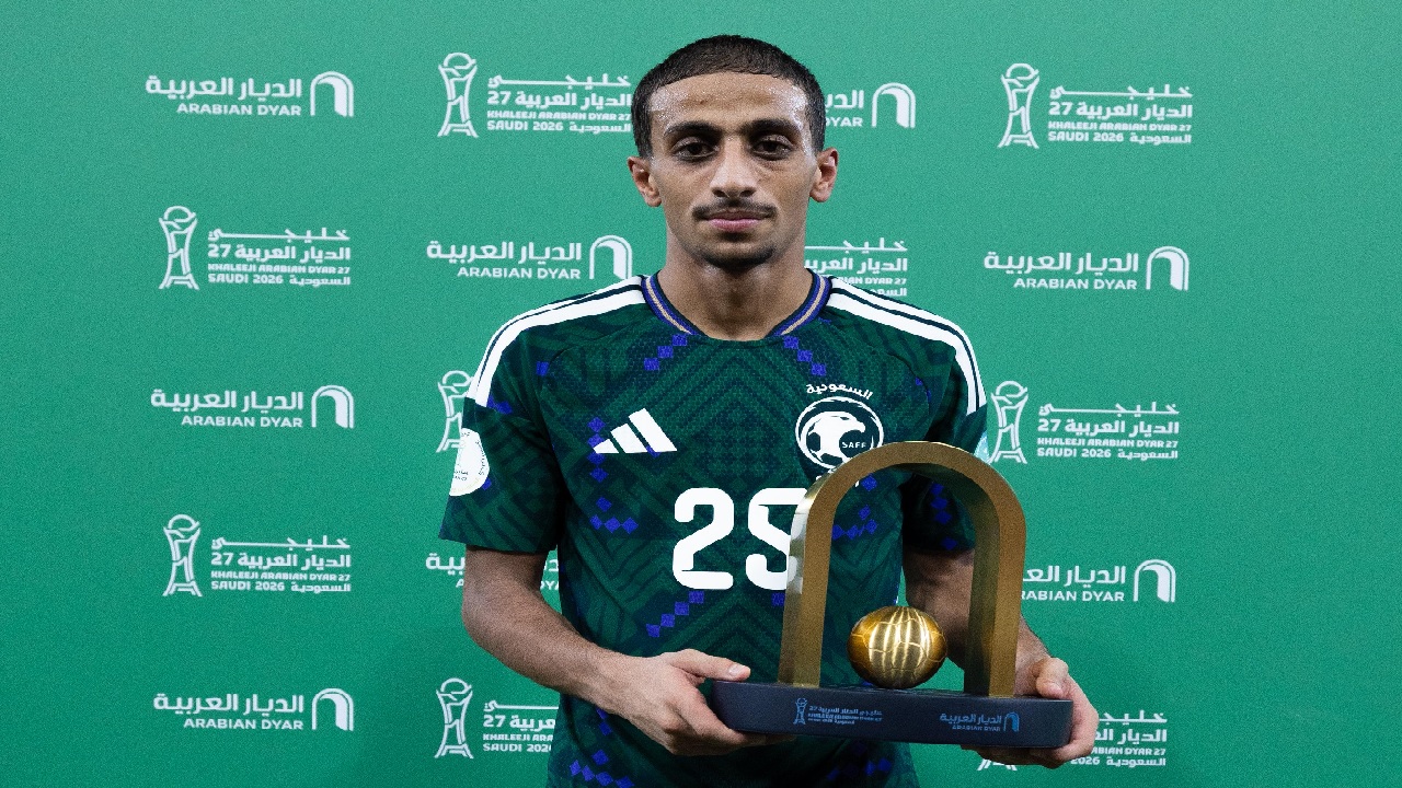 همام الهمامي يحصد جائزة رجل مباراة الأخضر والكويت