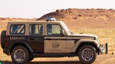 ضبط مواطنين و4 مقيمين مخالفين لنظام البيئة