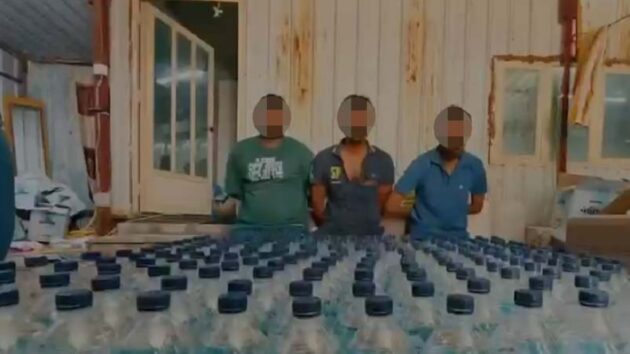 ضبط مصنع للخمور داخل جاخور بالكويت .. فيديو
