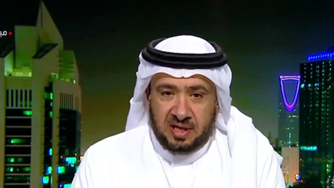 غرم العمري: مدرب الأهلي باي باي والقرار اتخذ برحيله.. فيديو