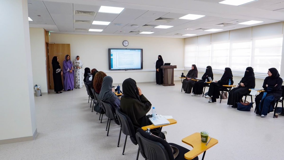 الأميرة ريم بنت الوليد تزور جامعة المملكة..صور
