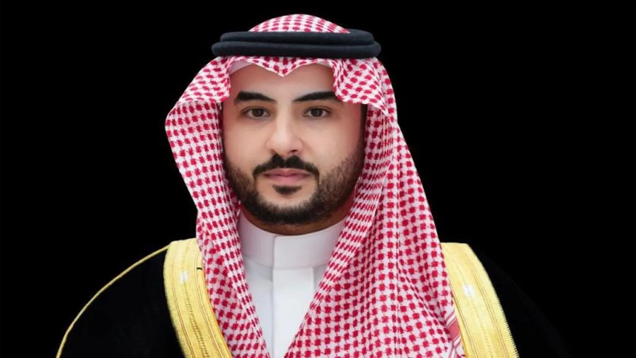 وزير الدفاع يبحث هاتفيا مع نظيره الماليزي التعاون الثنائي في المجال الدفاعي