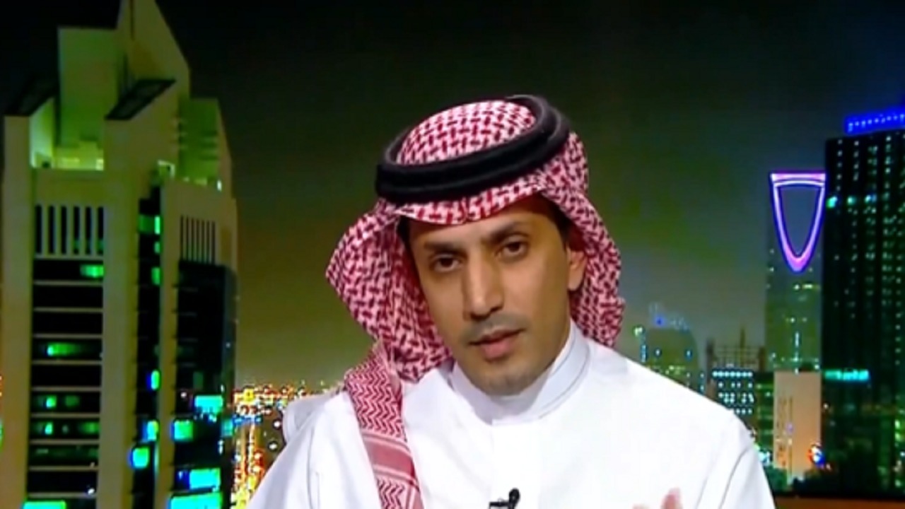 الزلال: عبدالله الحمدان لا يصلح أن يكون مهاجم 9 للمنتخب السعودي.. فيديو