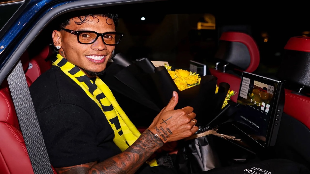 ريتشارد ريوس يصل جدة لبدء مشواره مع الاتحاد ..فيديو