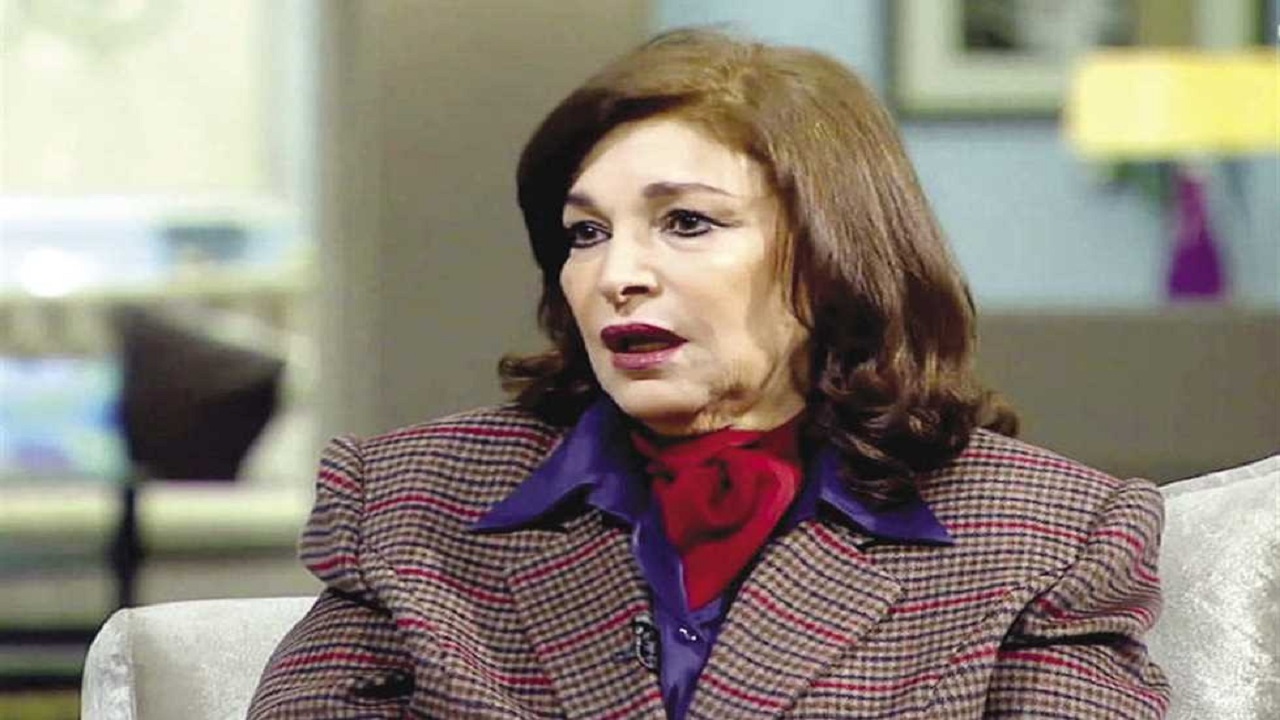 الفنانة المصرية نادية رشاد تعلن اعتزالها الفن
