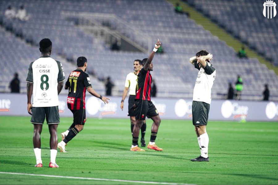الرياض يتغلب على الخلود بثنائية