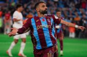 محمد صلاح يتألق أمام غلطة سراي بثنائية وأسيست .. فيديو