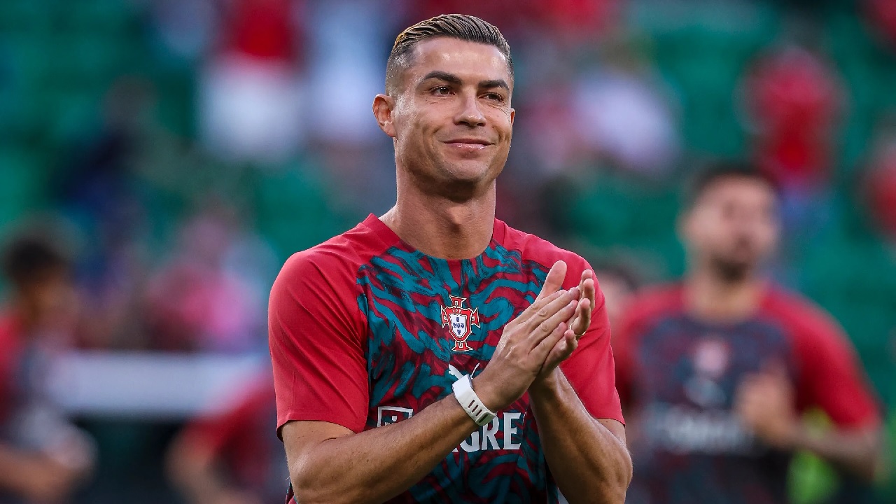 تأثير أسطوري.. رونالدو يدخل نحو ثلث إيرادات الاتحاد البرتغالي تقريبًا