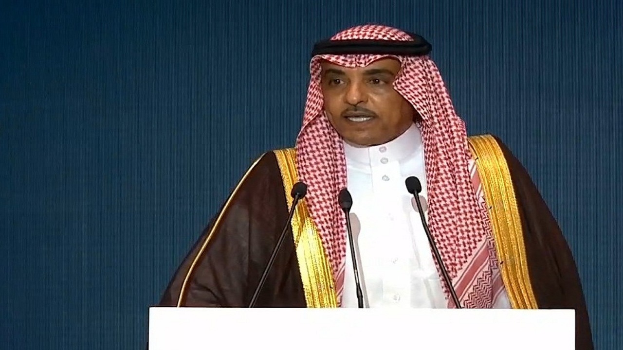 وزير الإعلام سلمان الدوسري: ندين الاعتداءات الحوثية الإحرامية.. ونقف صفاً واحداً خلف قيادتنا ومملكتنا قوية بثبات.. فيديو