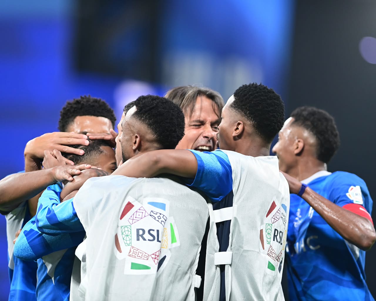 الهلال يحسم الكلاسيكو بثلاثية في مرمى العميد..صور