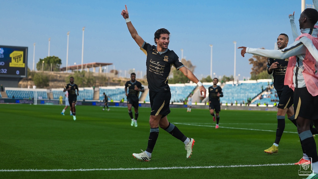 أبها يخطف تعادلاً قاتلاً أمام الاتحاد