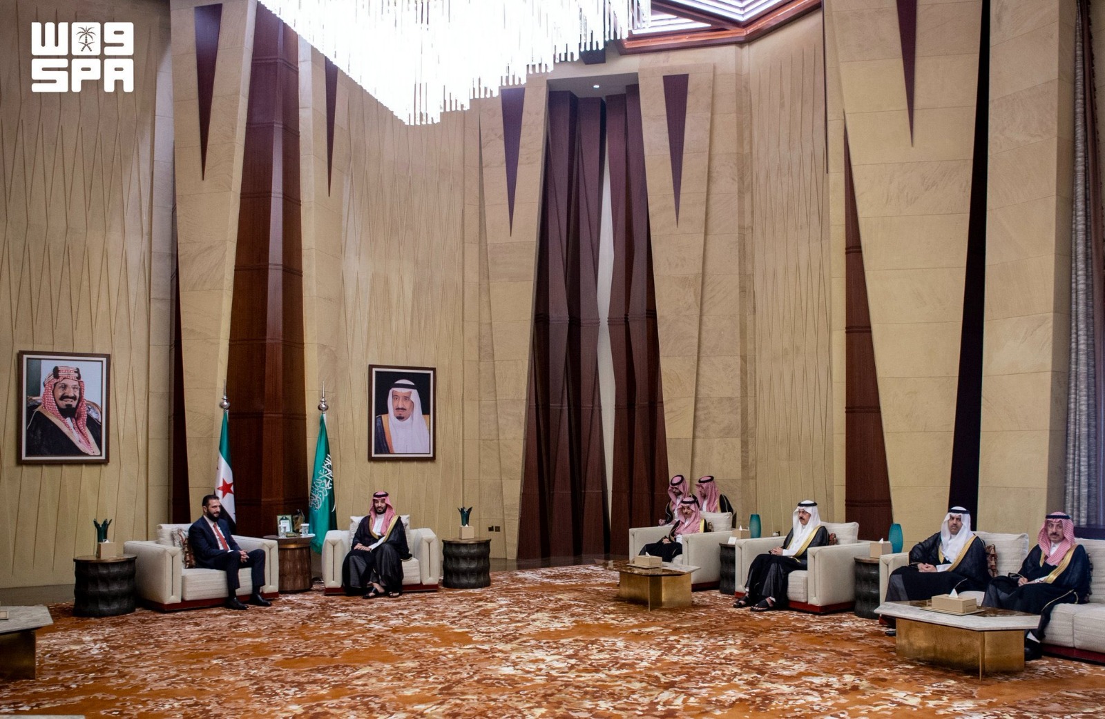 ولي العهد يلتقي الرئيس السوري.. فيديو وصور