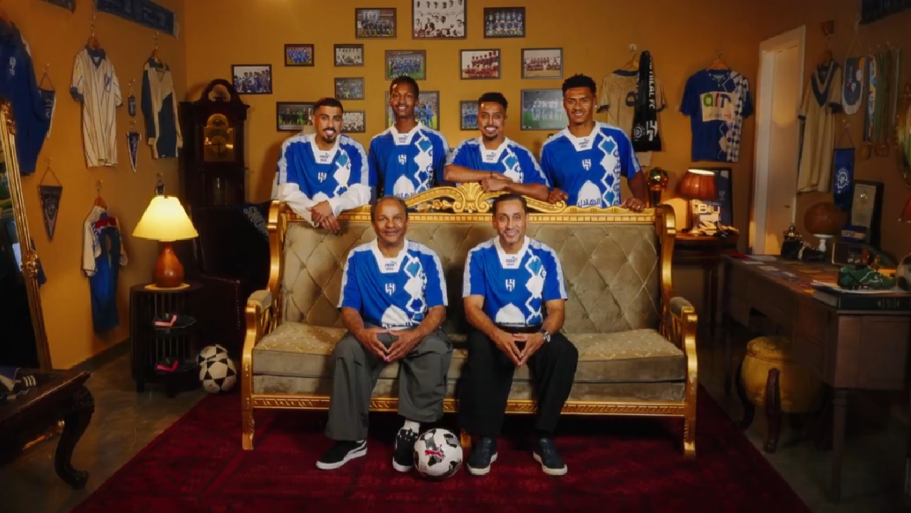 الهلال يطلق طقمًا خاصًا احتفالاً بذكرى تأسيسه الـ69 ..فيديو