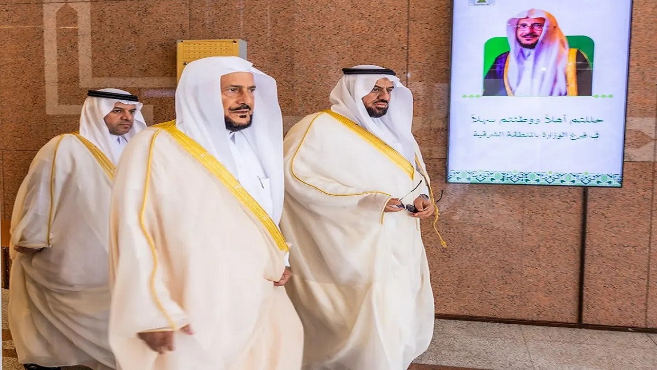 وزير الشؤون الإسلامية يدشن مشروعات لصيانة وتشغيل 942 مسجدًا بالشرقية.. صور