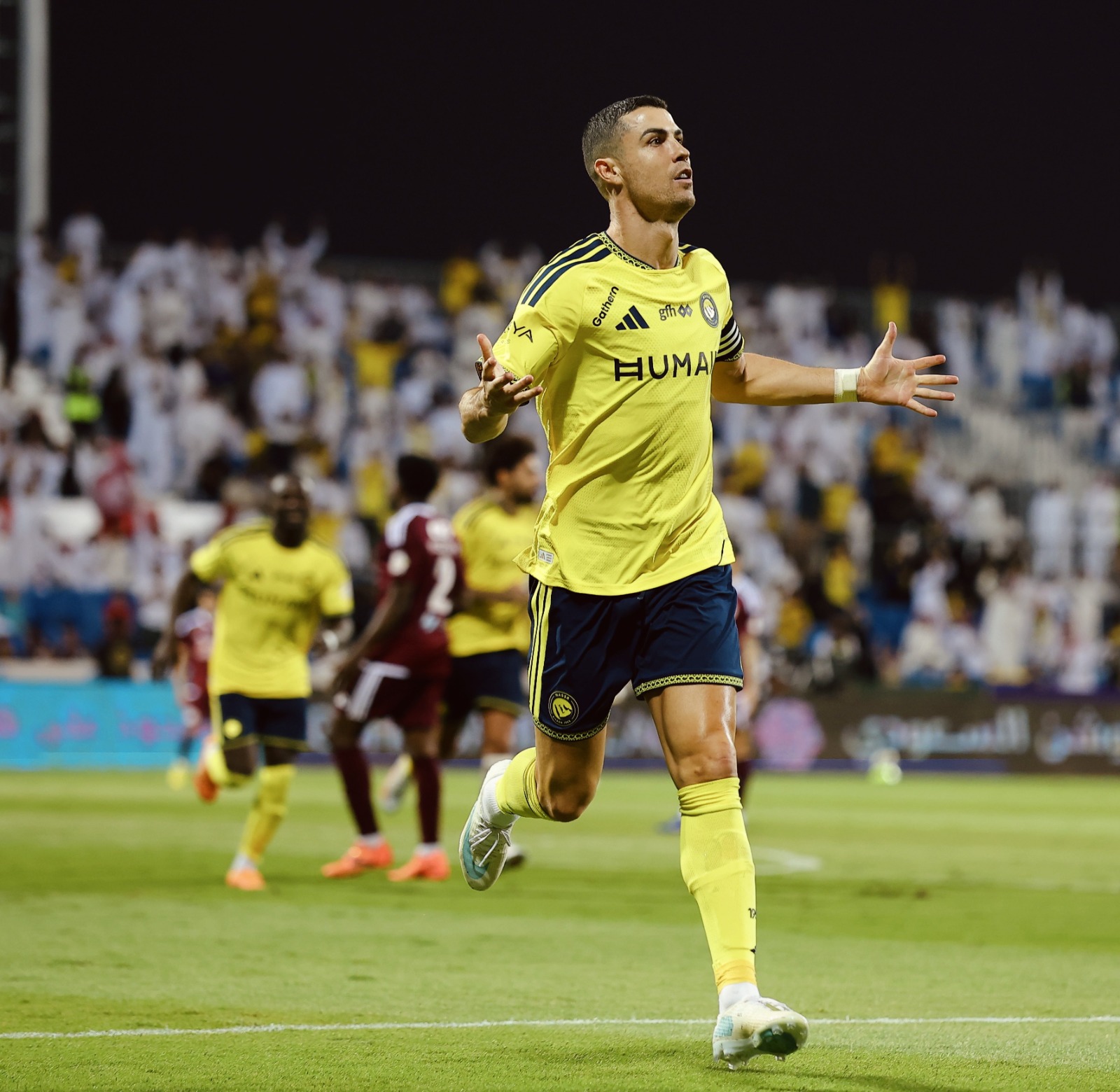 النصر يحسم مواجهة الفيصلي بثلاثية