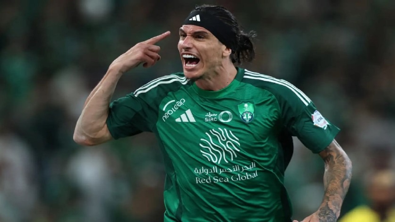 روجر إيبانيز يصل إلى دبي استعدادًا لمواجهة الوصل الإماراتي