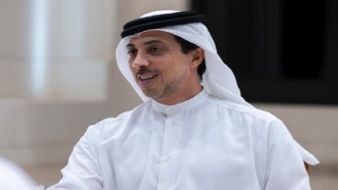 نائب رئيس الإمارات الشيخ منصور بن زايد يهنئ القيادة بتتويج الأخضر