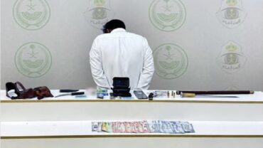 ضبط مواطن بحوزته حشيش مخدر وأسلحة نارية وبيضاء بنجران