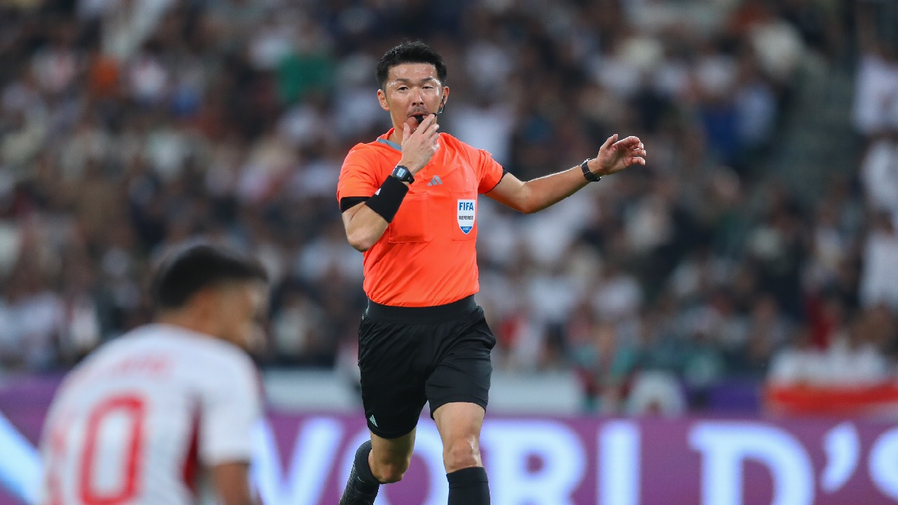 صافرة يابانية تقود قمة الهلال والسد القطري