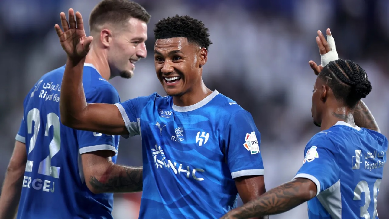 8 أجانب في قائمة الهلال أمام الاتحاد