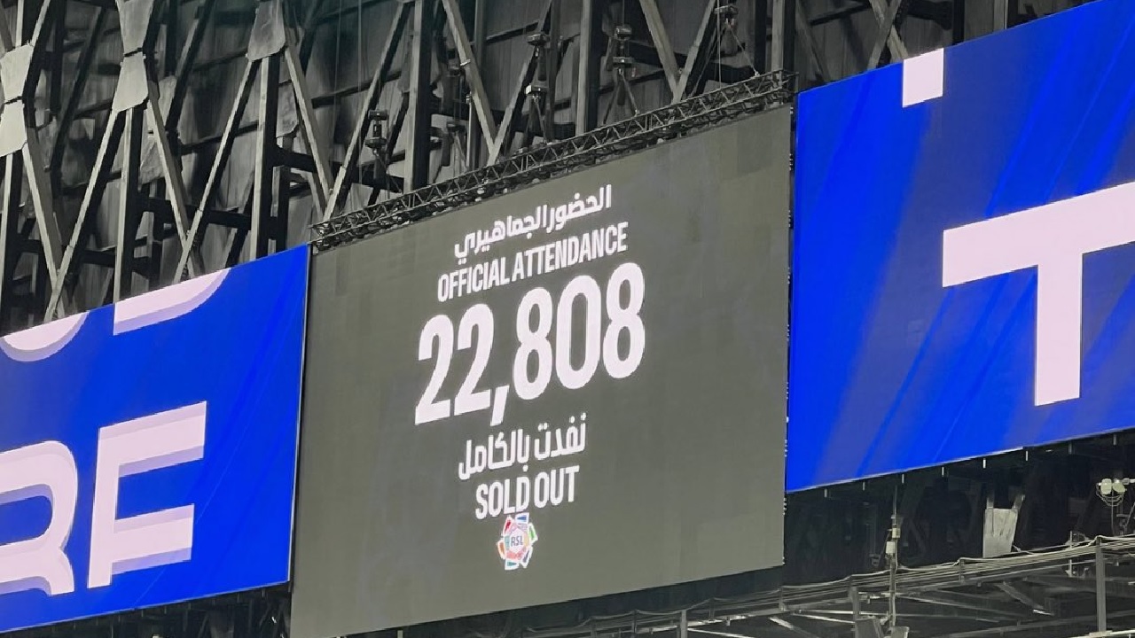الحضور الجماهيري لكلاسيكو الهلال والاتحاد يتجاوز 22 ألف مشجع