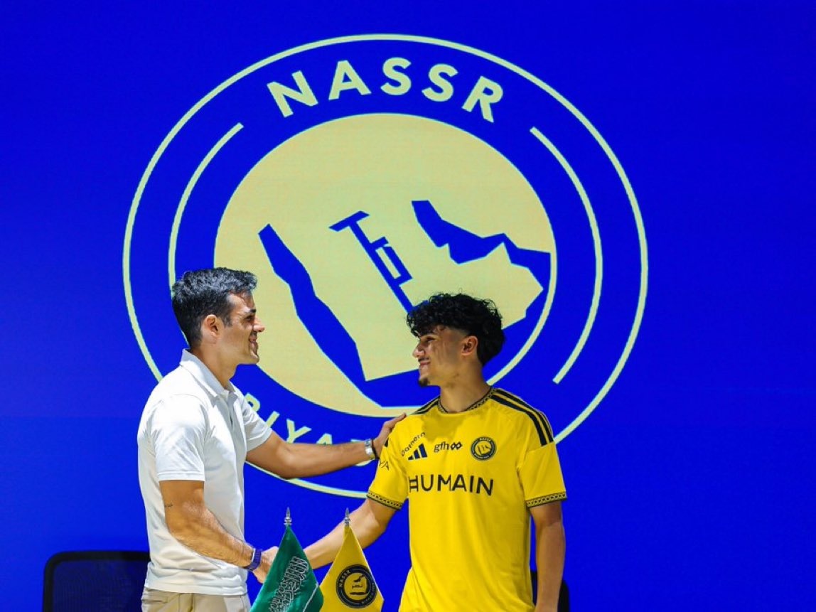 النصر يجدد عقود 4 مواهب شابة ويضم ياسين سلام