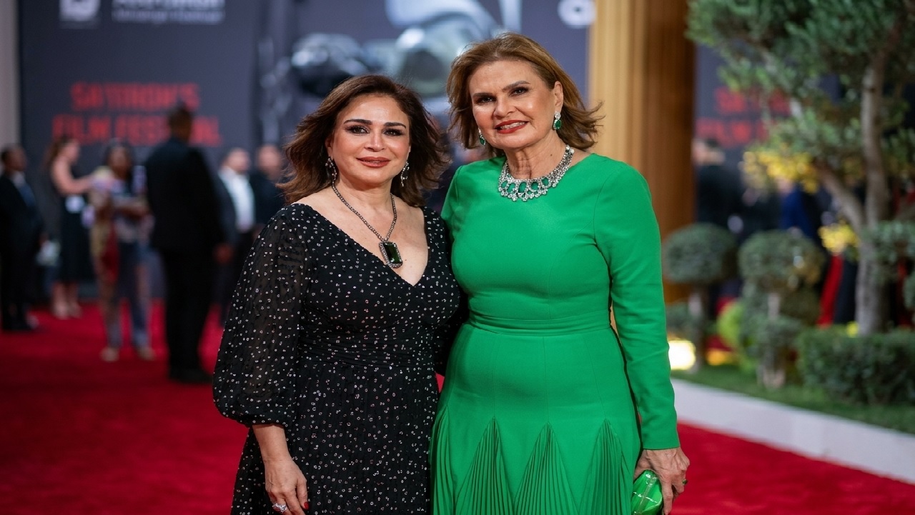 يسرا تكشف مفاجأة عن إلهام شاهين: رهنت بيتها علشان تكمل فيلم