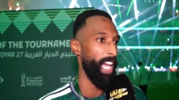 البريكان: كمهاجم الوضع في الدوري مختلف عن المنتخب وأهدي الميدالية إلى والدي ووالدتي.. فيديو
