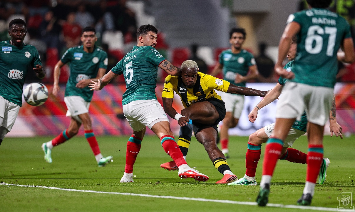 الاتحاد يكتسح الاتفاق برباعية