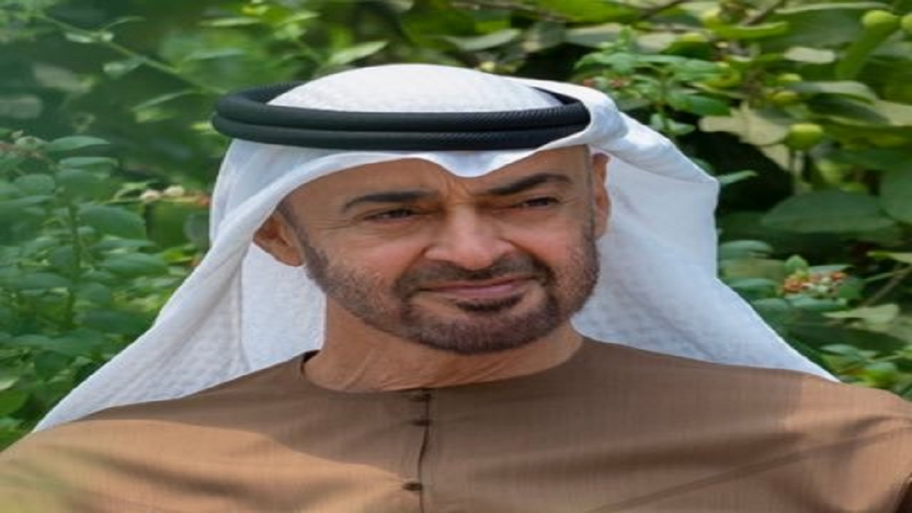 رئيس الإمارات يهنئ القيادة والشعب السعودي بالفوز ببطولة “خليجي 27”