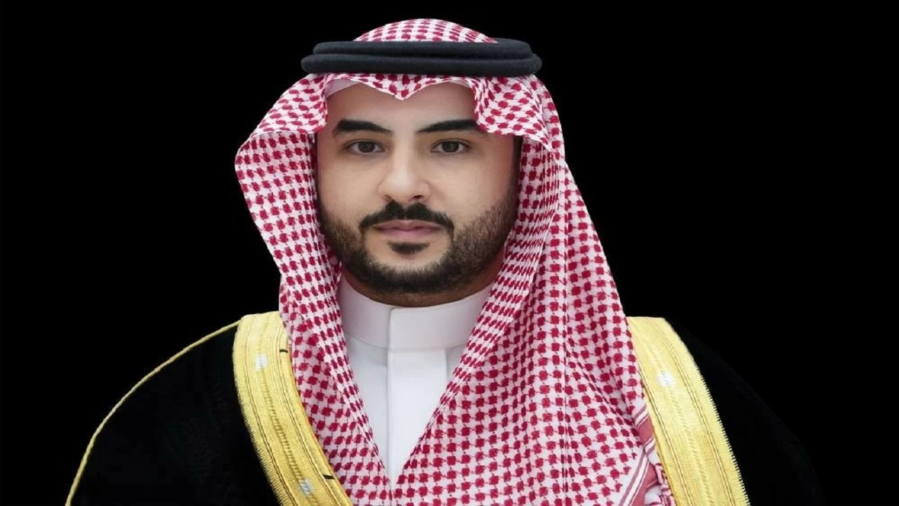 وزير الدفاع ونظيره الإيطالي يبحثان هاتفيًا مجالات التعاون بين البلدين