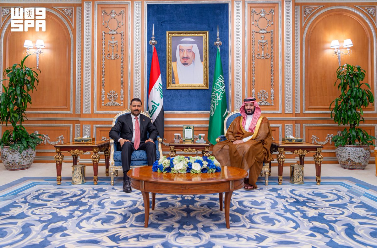 ولي العهد يستقبل رئيس وزراء العراق.. صور