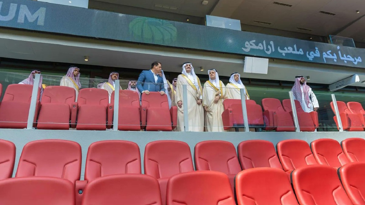 أمير المنطقة الشرقية يطّلع على مستجدات مشروع ملعب أرامكو.. فيديو وصور