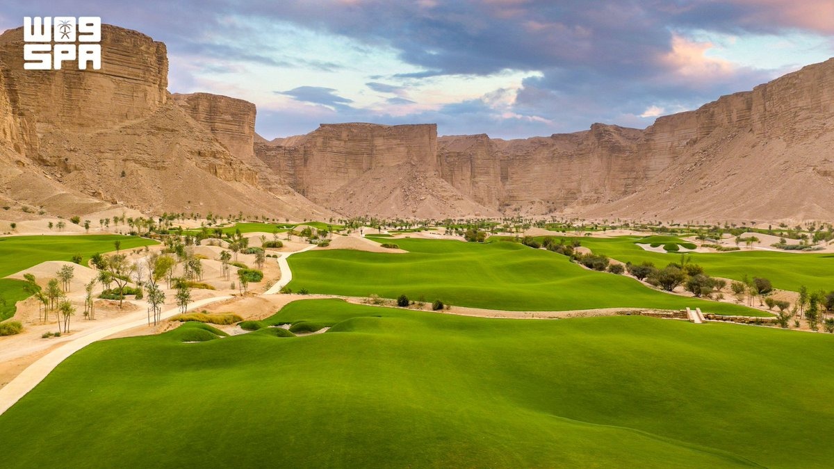 إطلاق الاسم الرسمي والهوية الجديدة لـ نادي الجولف الوطني بالقدية.. صور