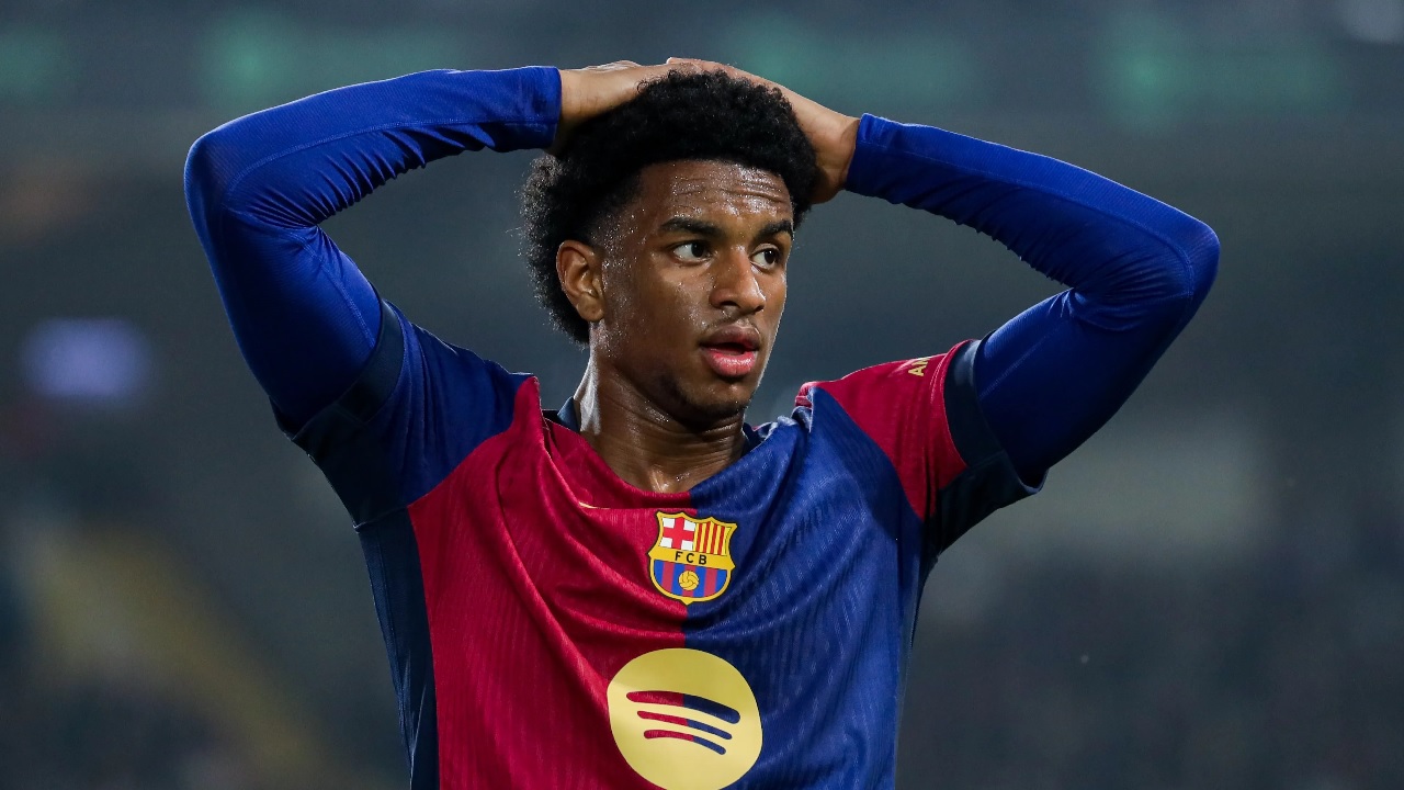 برشلونة يضع بيتون ميلر على رأس خياراته تحسباً لرحيل بالدي