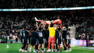 الهلال يحتفي بتألق أبو لطيفة ومساهمته في عبور الأخضر لنهائي خليجي 27