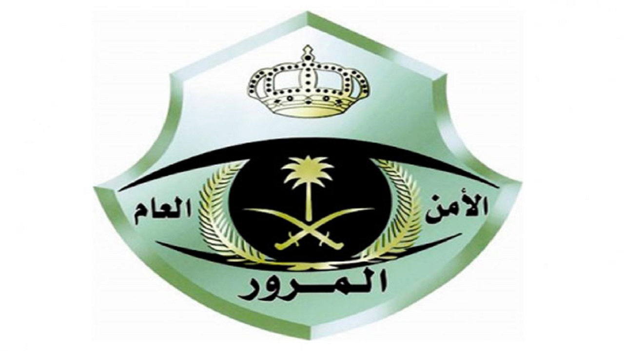 مرور الرياض يباشر حادثًا مروريًا لاصطدام شاحنة بواجهة مبنى