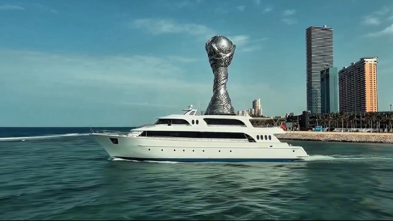“السفينة تحمل كأس الخليج”.. تفاعل واسع مع احتفالية المنتخب السعودي عبر منصة إكس.. فيديو