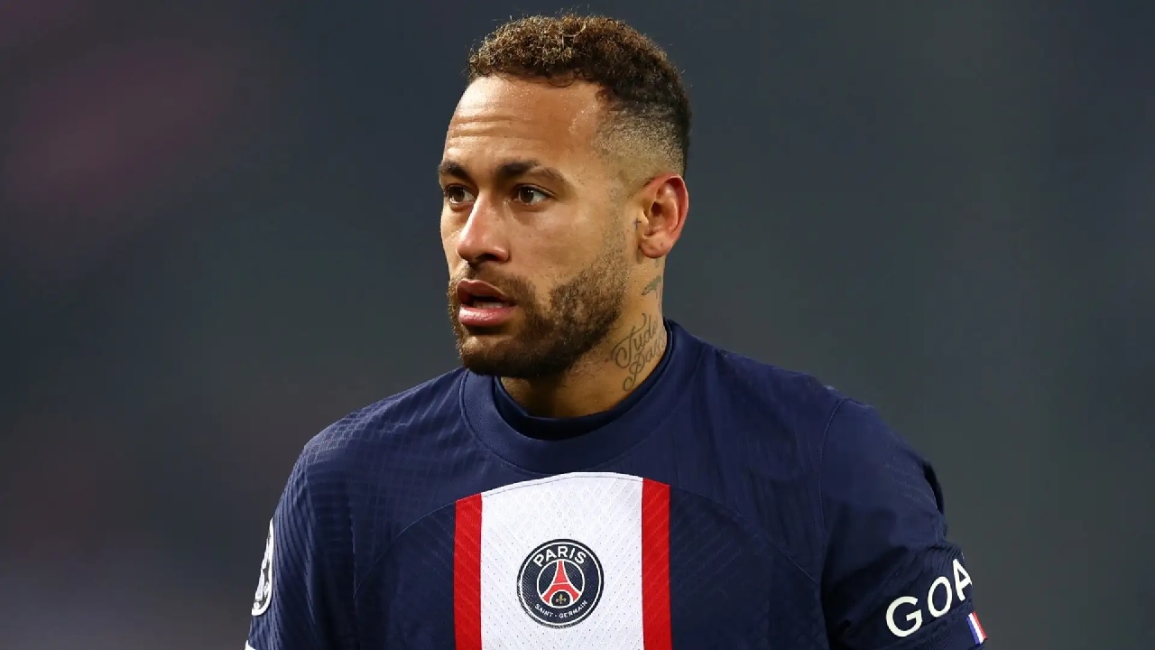 نيمار : قدمت أفضل مستوياتي مع باريس وليس برشلونة