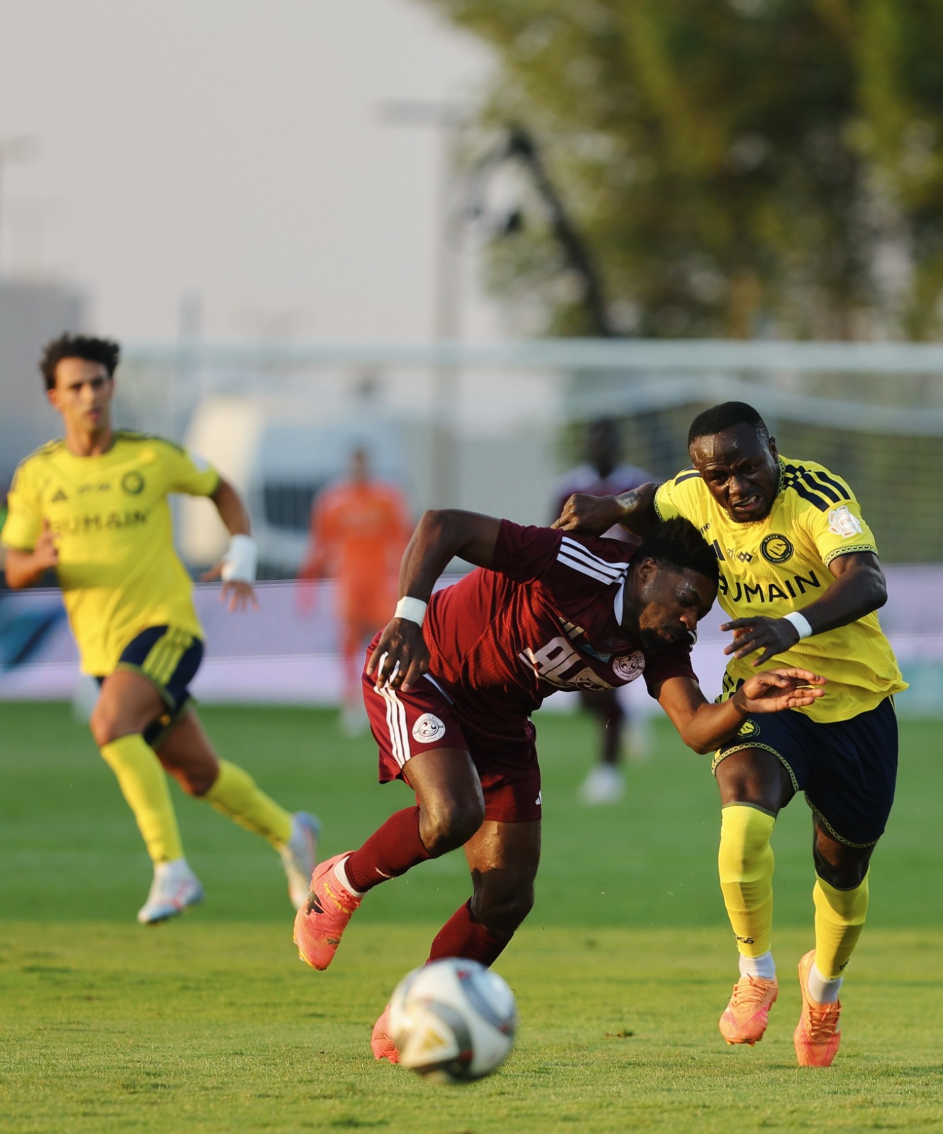 النصر يحسم مواجهة الفيصلي بثلاثية