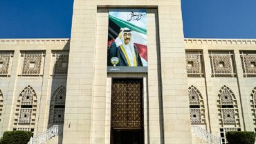 الكويت تدين استمرار الاعتداءات الإرهابية والإجرامية لميليشيا الحوثي على المملكة