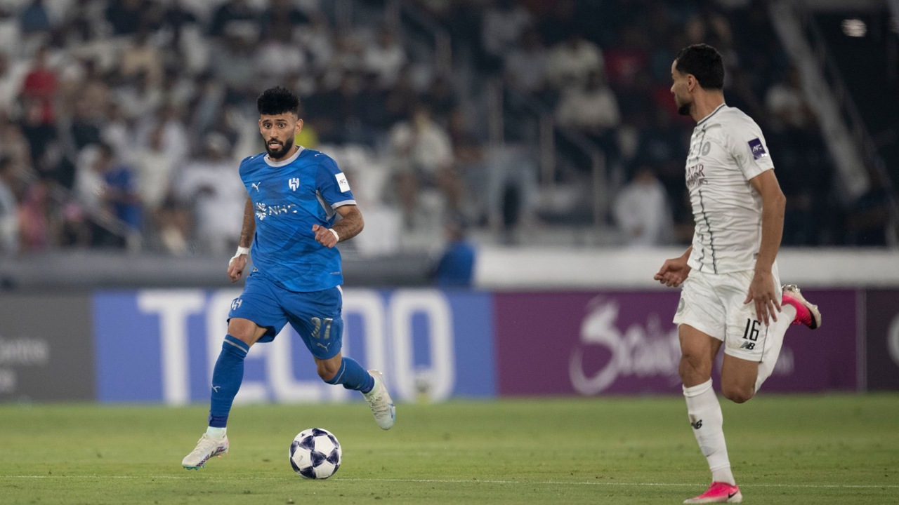 الهلال يزاحم العين واستقلال طهران على صدارة النخبة