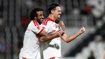 القادسية يكتسح الرياض بسداسية