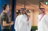 الأمير نواف رفقة نواف التمياط وهيوز في آخر مران قبل الكلاسيكو
