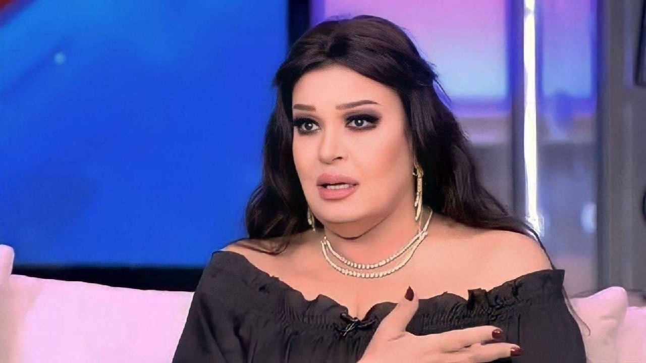 فيفي عبده تثير الجدل بتصريحاتها: أنا قدوة للناس