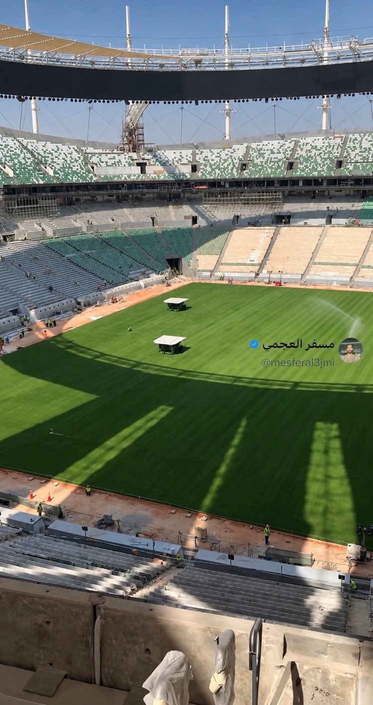 بدء تركيب الخلية التاريخية في استاد الملك فهد بالرياض