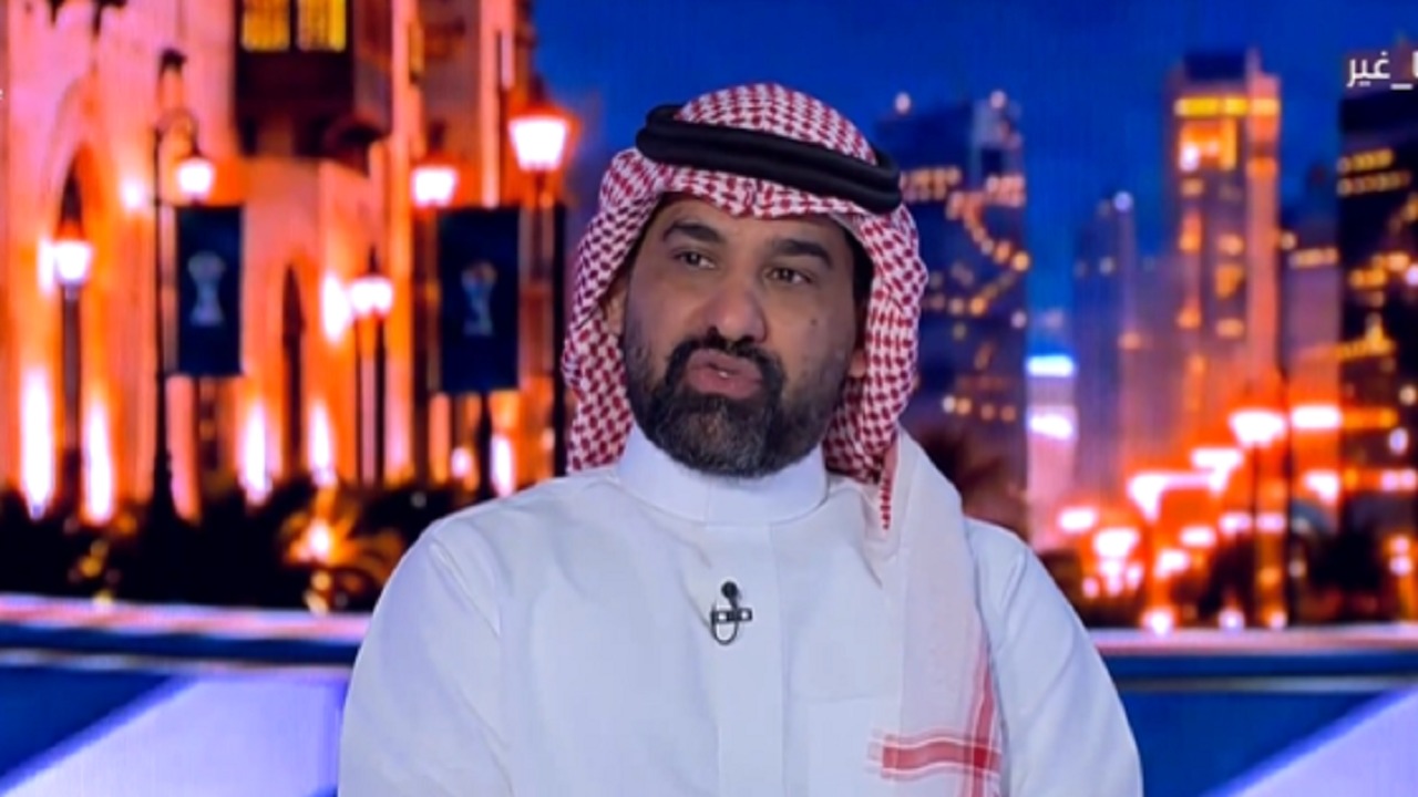 أحمد عطيف: الضغط العالي والتحرك العكسي أسلوب رائع للأخضر لكن بطء الرتم كان العيب الوحيد.. فيديو