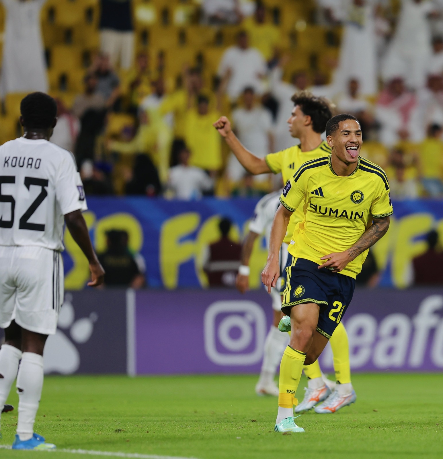 النصر يعبر نيفتشي الأوزبكي بثلاثية